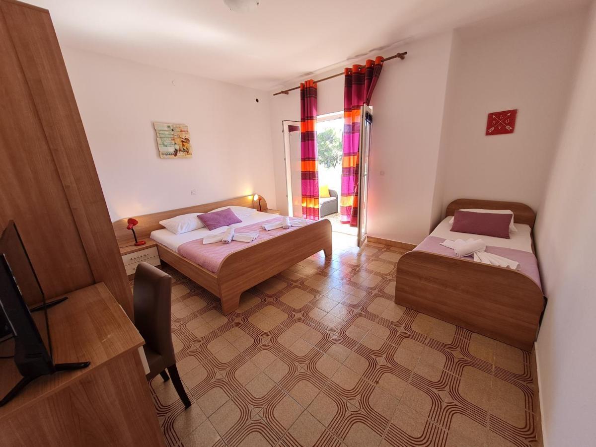 Apartments Dorotea Novalja Extérieur photo