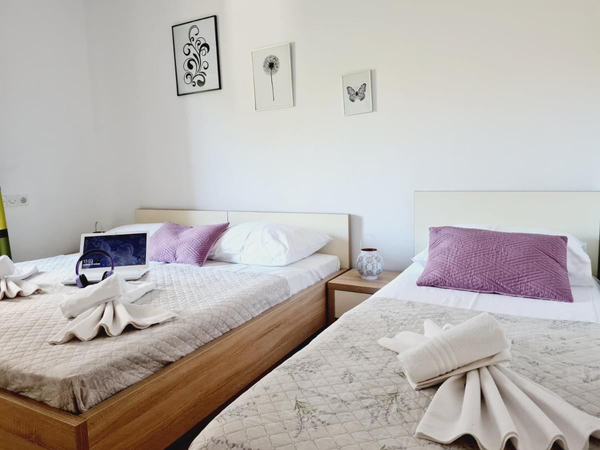 Apartments Dorotea Novalja Extérieur photo
